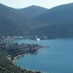 Meli-ios Εξοχικό σπίτι
