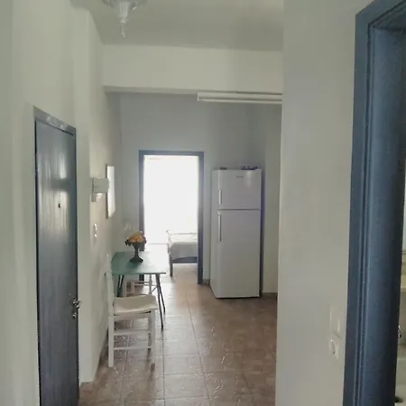 Meli-ios Kır Evi Almiropótamos