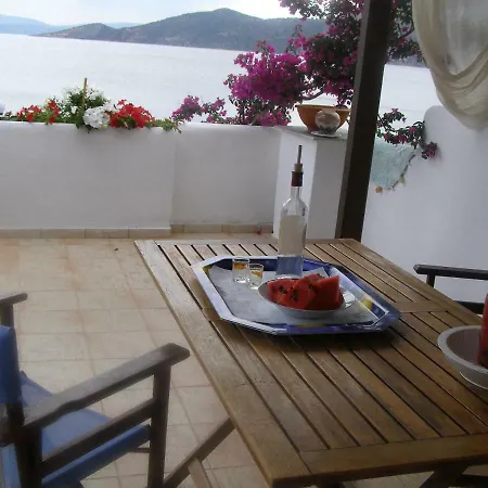 Kır Evi Meli-ios Almiropótamos