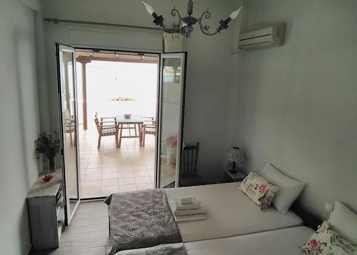 Country house Meli-ios *