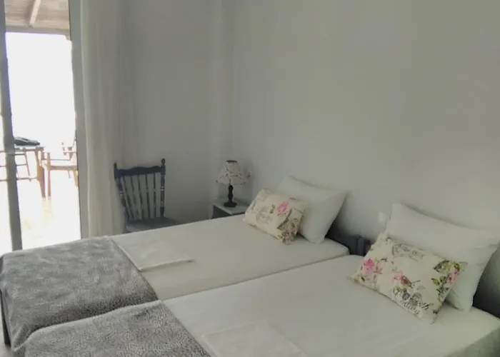 Meli-ios Country house *