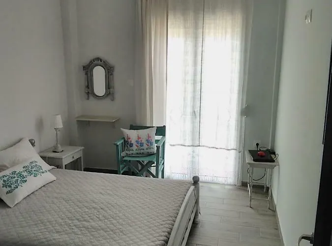 Meli-ios Country house